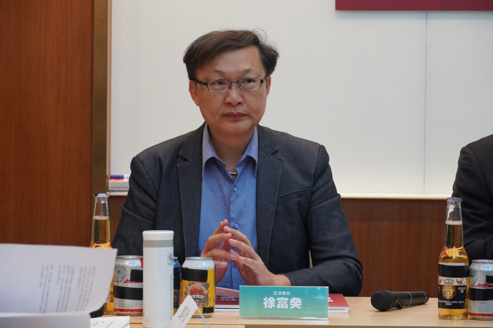 中國啤酒市占超車台啤 郭國文揭「紅色供應鏈」補助數十億 230 中國啤酒市占超車台啤 郭國文揭「紅色供應鏈」補助數十億 229