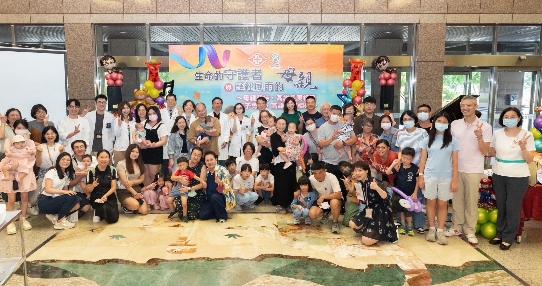 ▲高雄長庚紀念醫院母胎醫學中心舉辦「勇敢媽咪回娘家」活動（記者 李堂安 翻攝）