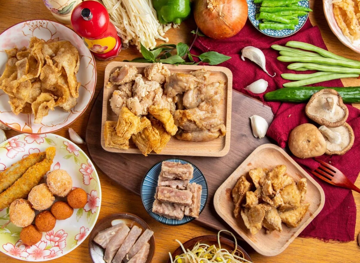 ▲2025高雄鹹酥雞嘉年華11月15日、16日大遠百追夢廣場登場(示意圖),觀光局鹹酥雞嘉年華今年邁入第5屆,每年皆有眾多民眾參與。