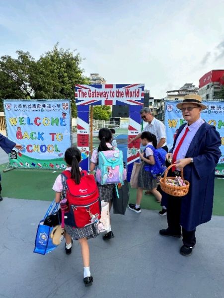 漾新聞|大榮開學迎新「Global Village」 國際氛圍滿溢校園