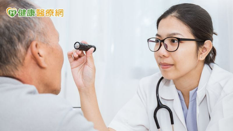 老翁眼睛腫痛竟是鼻竇炎併發膿瘍 「1微創手術」救回視力