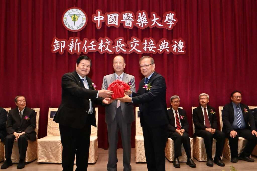 ▲中國醫藥大學新任校長江安世院士擘劃辦學治校理念與永續發展願景。(記者張玉泰攝)