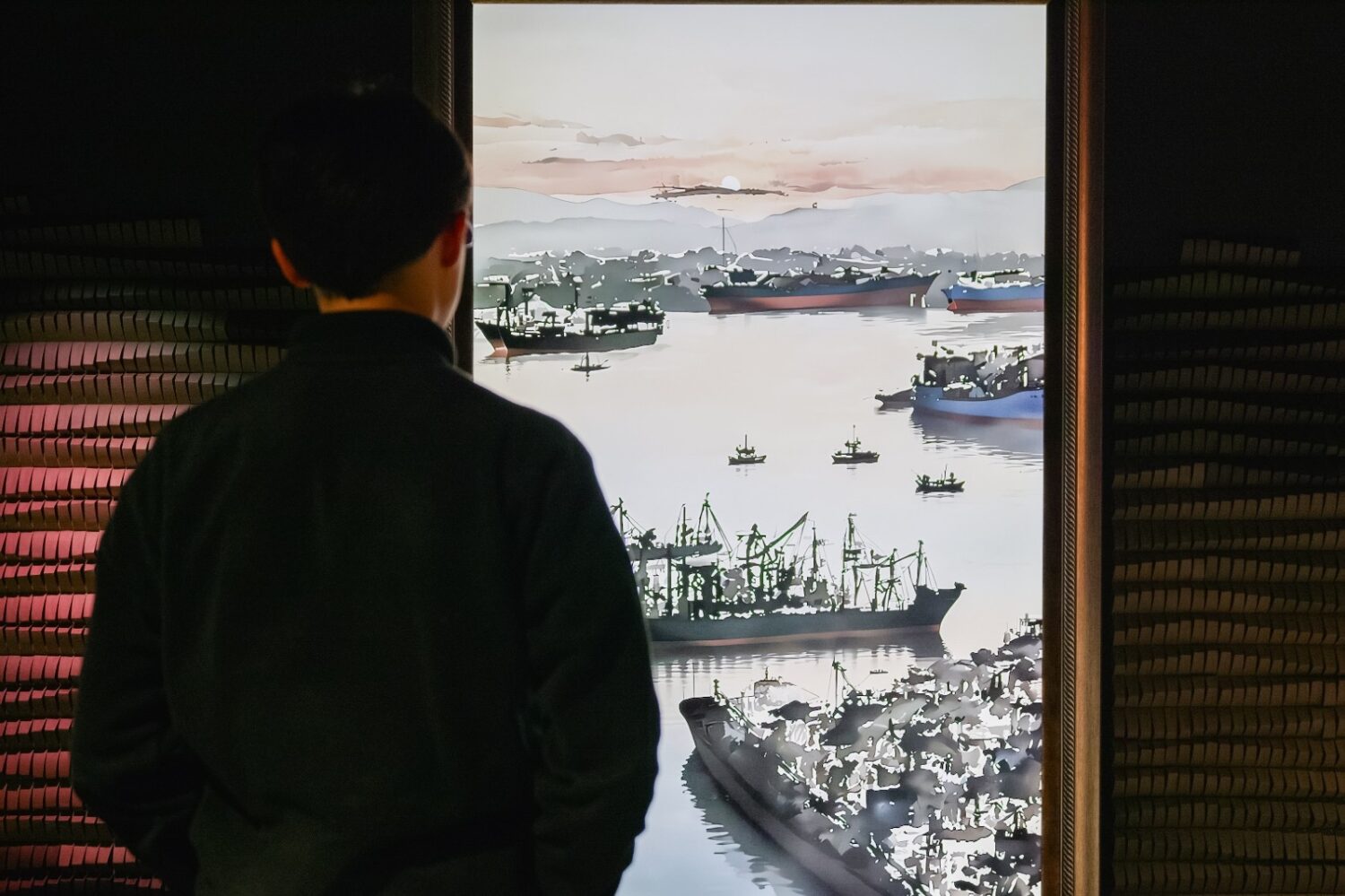 「AI藝廊–城市畫卷」新媒體展件結合AI動態生成與超擬真顯示技術,打造出結合科技與藝術的沉浸式互動體驗。(圖/工研院提供)