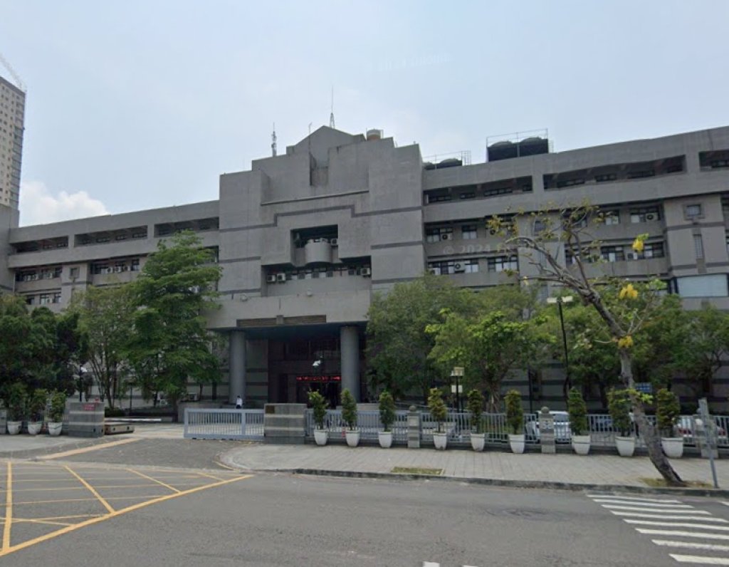 前超商店員盜23萬-揮霍五星飯店落網怨警害少住1天