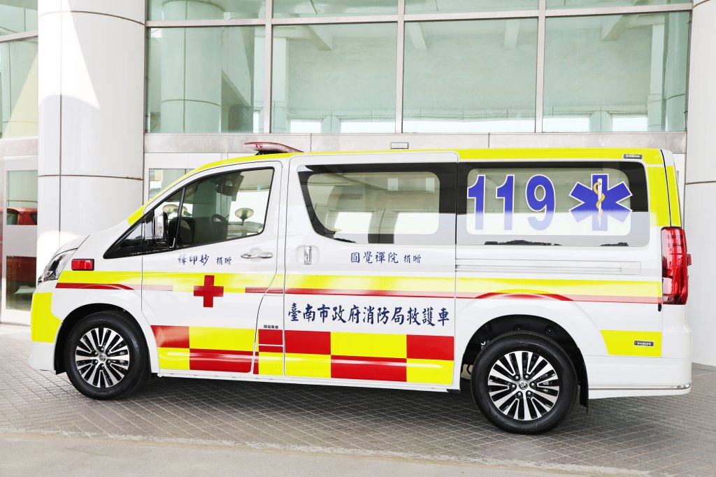台南某國中驚傳墜樓!14歲少女午休摔下2樓 頭部腫包腳骨折
