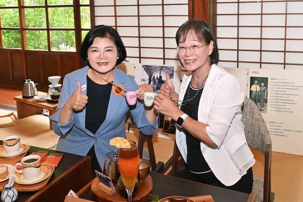 ▲「2025台灣咖啡節」將於11月1日熱鬧揭幕,今日上午於斗六圖南咖啡故事館舉行記者會,縣長張麗善、副縣長謝淑亞及多家咖啡業者等共同邀請全國民眾,共享濃郁咖啡香氛。(記者張玉泰攝)