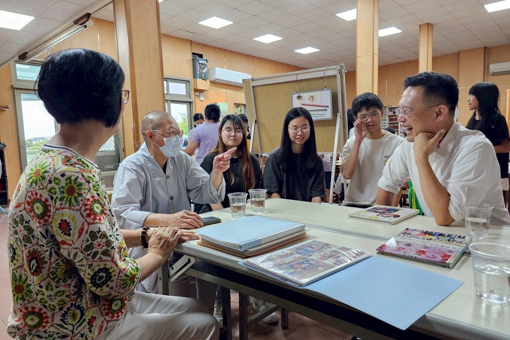 新屋善永寺安心班照顧學童18年 蘇俊賓手繪度師父暖心義行 194 新屋善永寺安心班照顧學童18年 蘇俊賓手繪度師父暖心義行 193