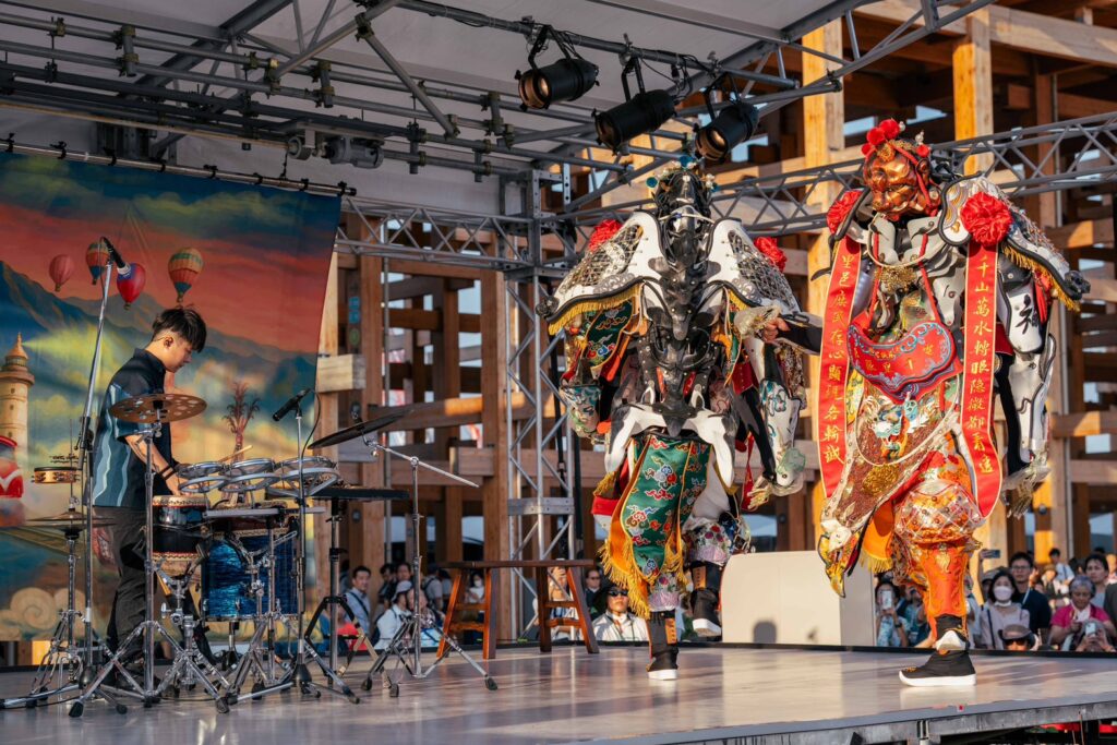 台中6藝術團隊登上大阪世博 「We TAIWAN」18場演出感動全場 2 %E4%B8%8D%E4%BA%8C%E6%93%8A%E8%81%B2%E9%9F%B3%E8%A3%BD%E9%80%A0%E6%89%80 %E6%94%9C%E6%89%8B%E6%8B%9A%E5%A0%B4%E8%97%9D%E8%A1%93%E6%92%9E%E6%93%8A%E5%85%B1%E6%BC%94 %E6%94%9D%E5%BD%B1%E5%8A%89%E5%8D%83%E9%88%BA