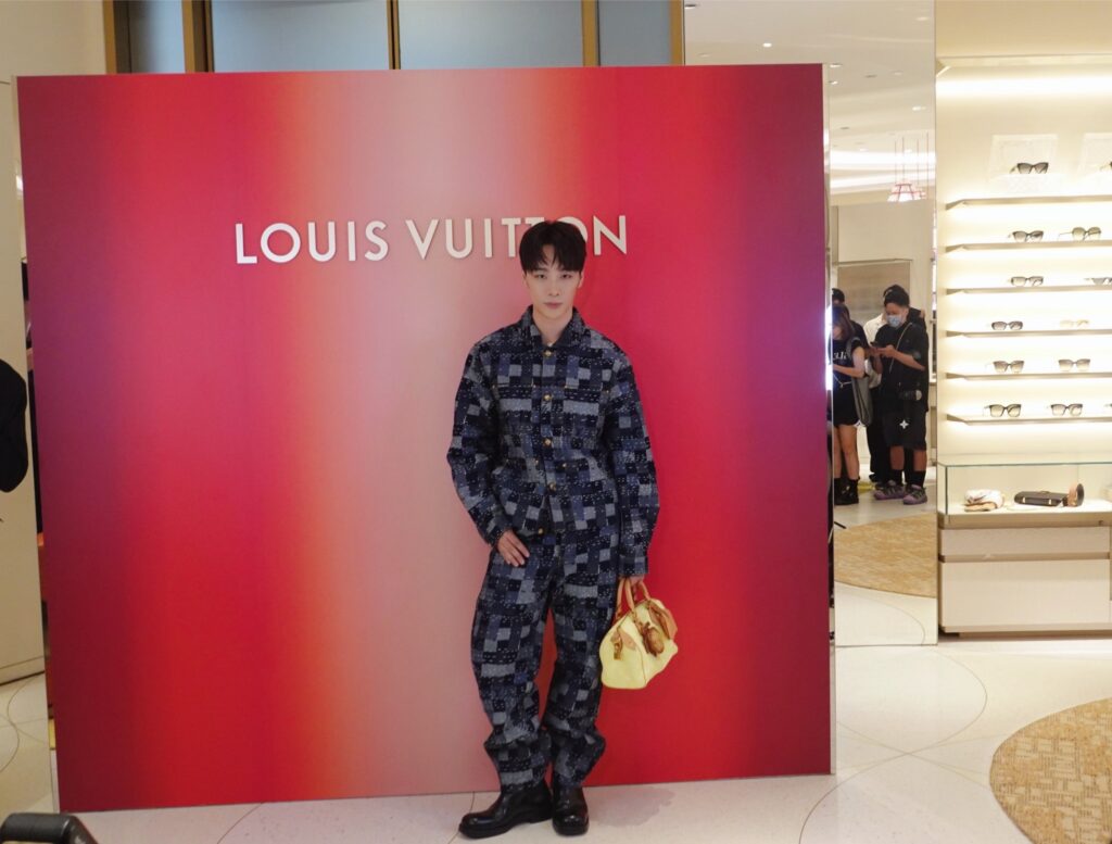 最帥特化師跨界！ 儲旭出席Louis Vuitton La Beauté盛會