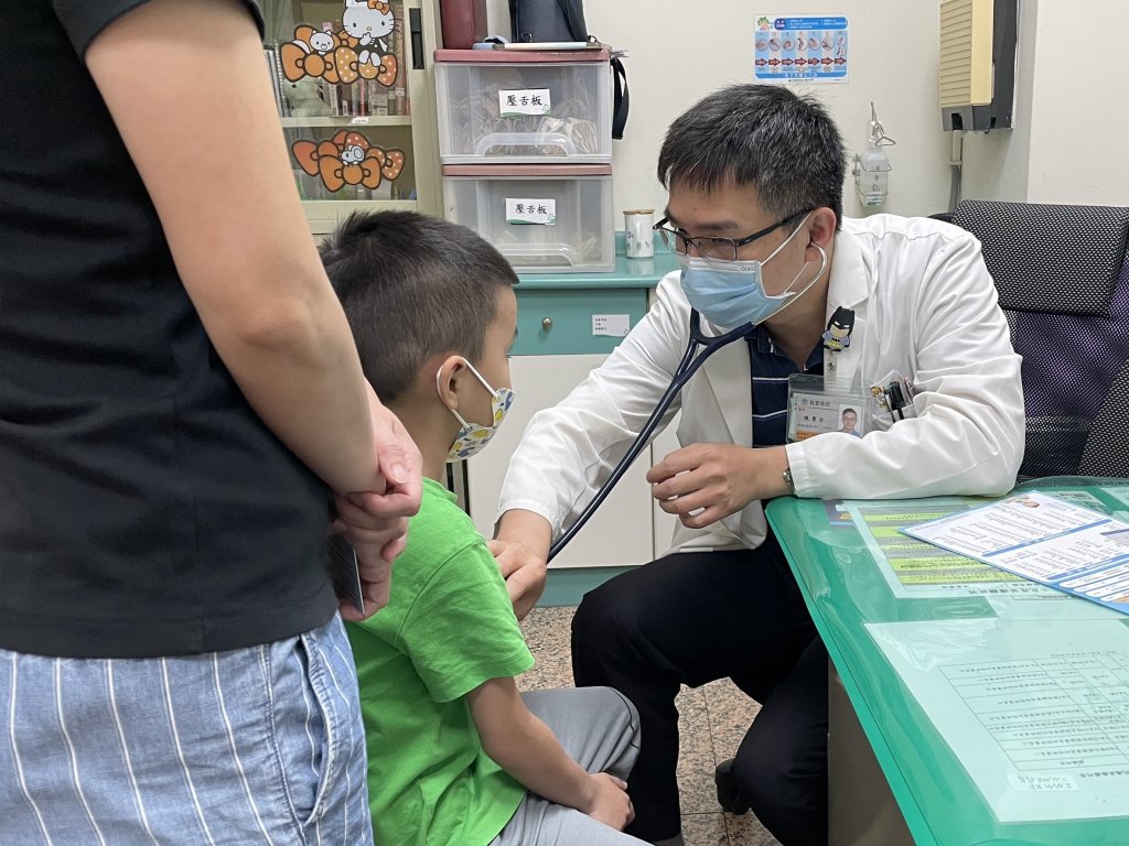 開學季兒童群聚-腸病毒非典型手口足症狀-秀傳籲家長須提高警覺