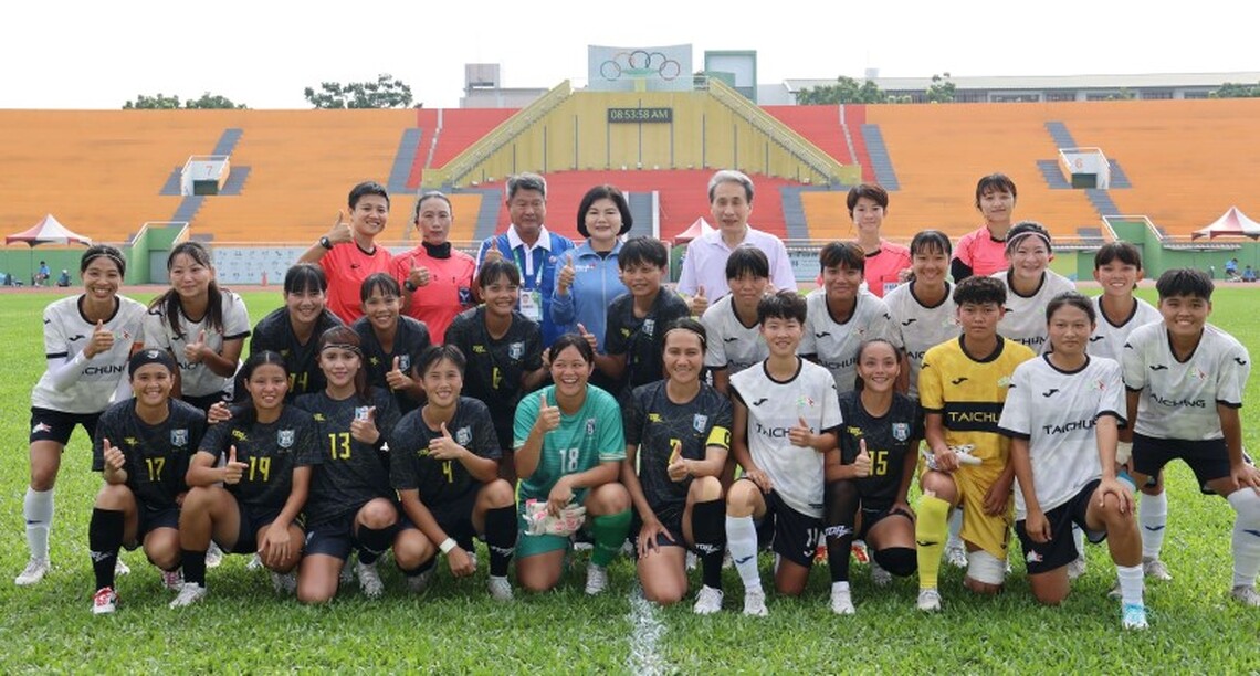 114年全國運動會會內賽揭幕登場　張麗善為女子足球賽開球