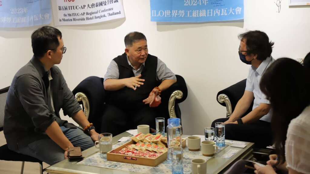 ▲中華民國全國總工會嚴正砲轟,並點名龔明鑫部長必須為發言負責:錯誤的政策加上國際衝擊,不應由基層勞工買單!(記者林明佑翻攝)