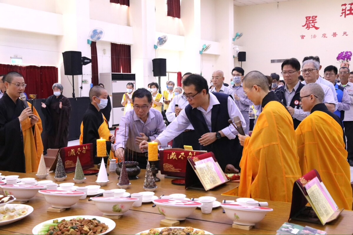 祈福同心  中油大林煉油廠舉辦中元普渡法會　祈願平安順遂