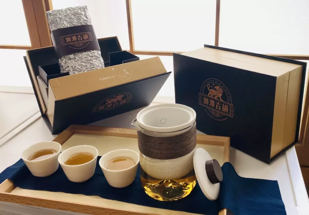「天生天養」方式栽培的獅潭古韻紅茶，沖泡後散發獨特蜜香與醇厚回甘。