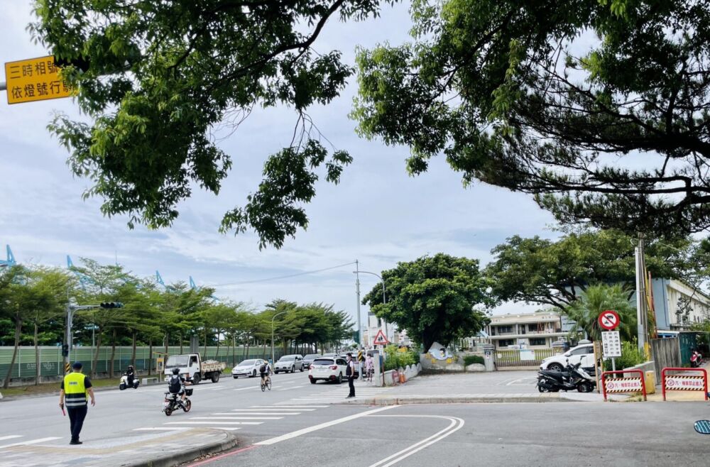 中山橋改建影響通學縣府主動疏導 徐榛蔚:兼顧建設及學童安全 206 中山橋改建影響通學縣府主動疏導 徐榛蔚:兼顧建設及學童安全 205
