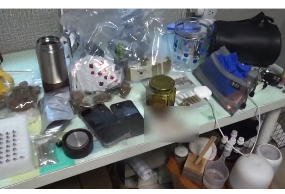 通緝犯涉吸毒 溯源逮藥頭破獲大麻菸彈分裝場藏住家 222 cnews204250903a06
