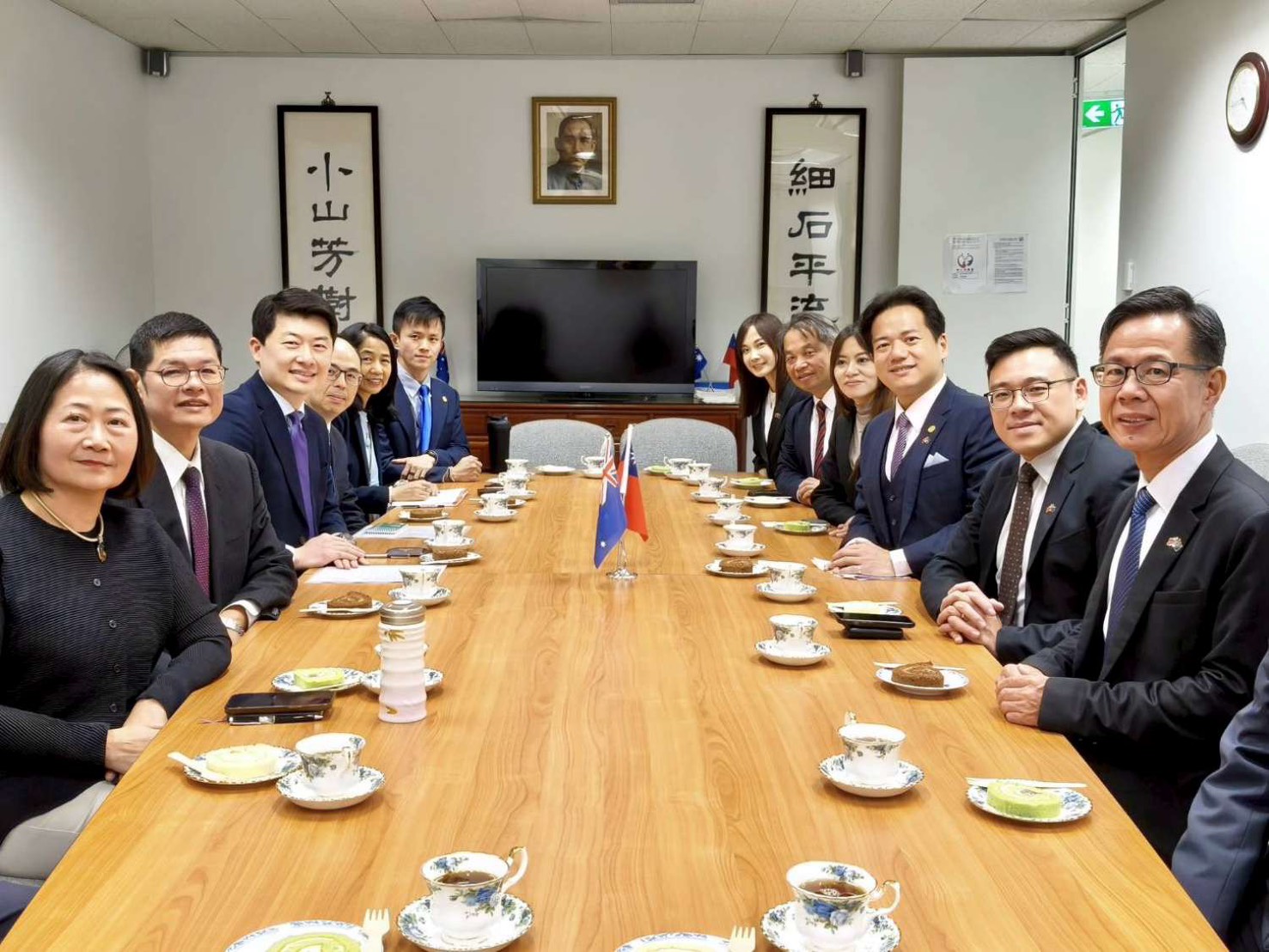 邱臣遠拚招商引資　與全球台灣客家聯合總會雪梨分會簽署MOU 223