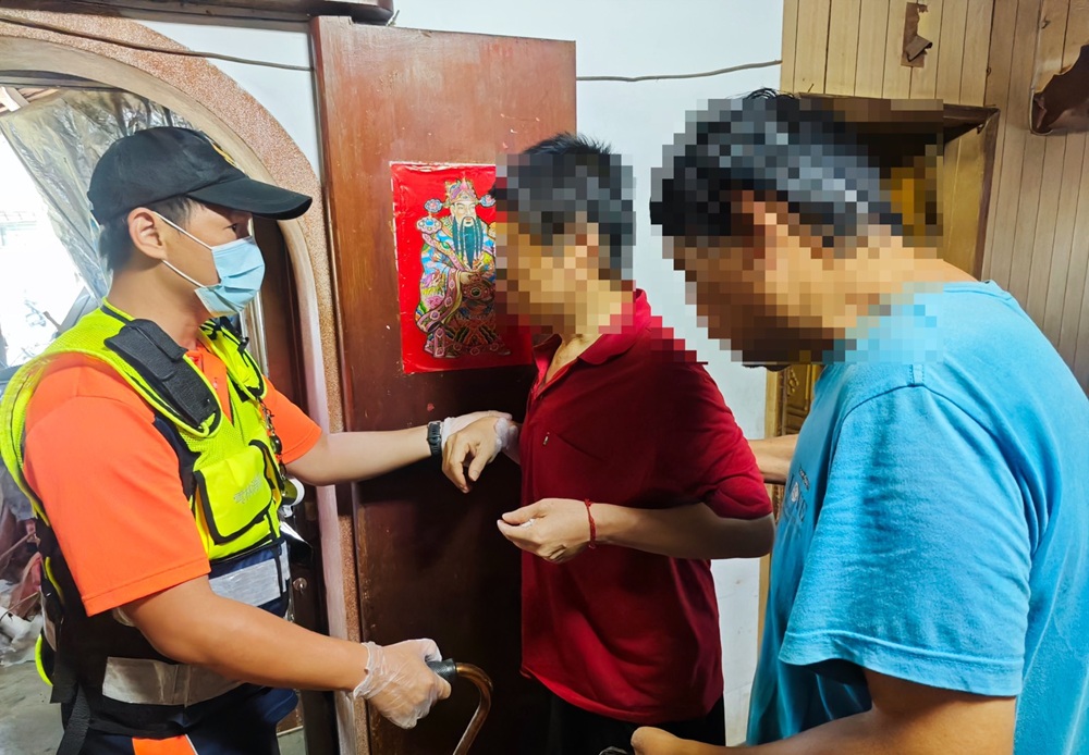 家貧不敢就醫 雲林警關懷訪視及時救命 245 cnews204250903a14