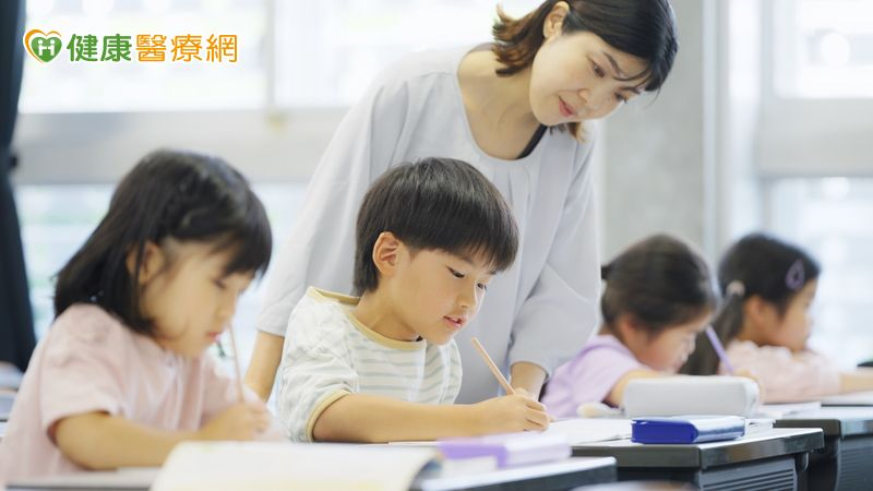 怕輸在起跑點？　兒盟調查：近8成台灣家長陷育兒焦慮