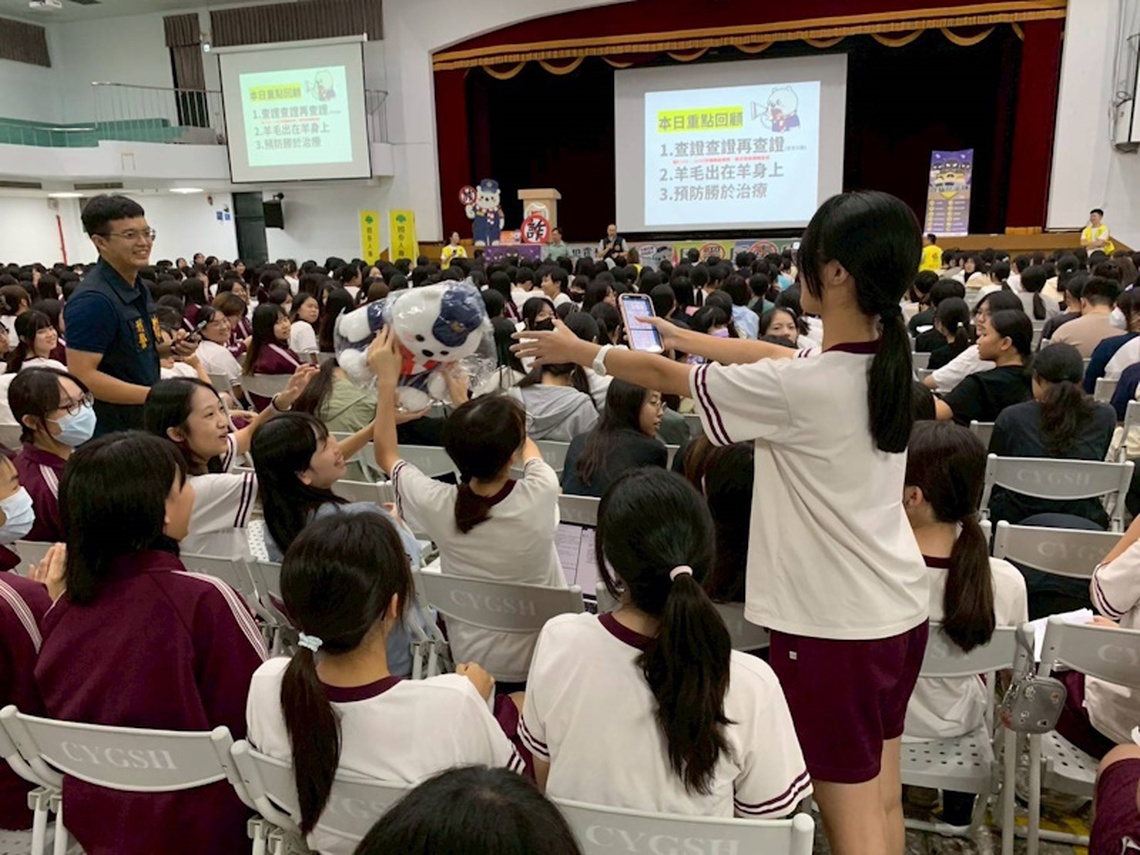 將預防詐騙知識帶進校園 165打詐儀錶板結合動漫話題 活動獲師生高度迴響