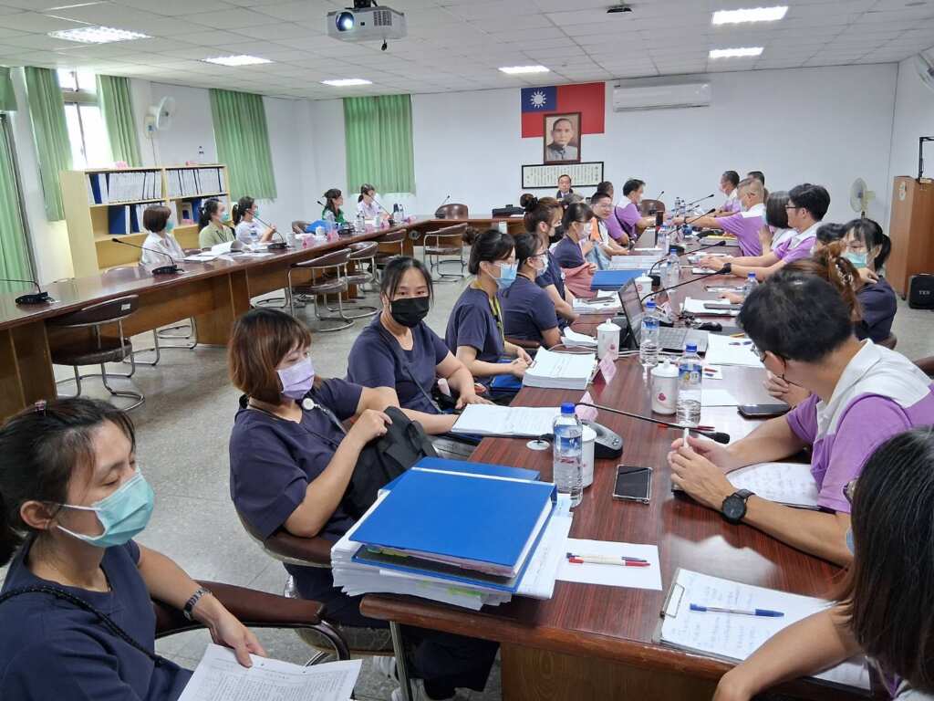 ▲彰化榮家接受輔導會年度業務輔訪,全面精進照護服務品質。(彰化榮家提供)