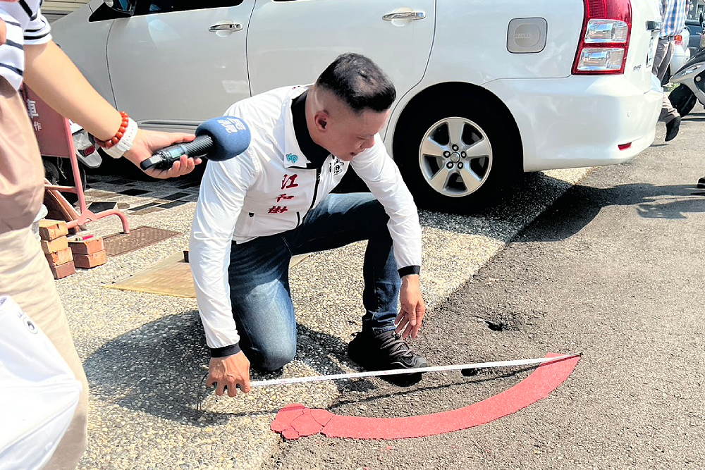 史上最短紅線在台中 江和樹質疑市府瀆職還是經費不足? 262 史上最短紅線在台中 江和樹質疑市府瀆職還是經費不足? 261