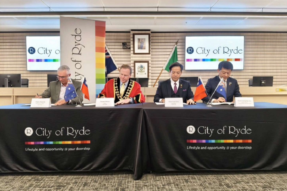 赴澳攜手萊德市簽署科技發展合作MOU 邱臣遠:提升竹市國際能見度 256 赴澳攜手萊德市簽署科技發展合作MOU 邱臣遠:提升竹市國際能見度 255