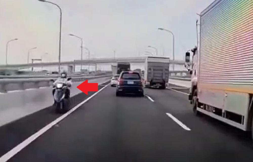 扯!國2甲大園段驚見阿伯騎機車誤闖 一路逆向超危險 55554fgqe