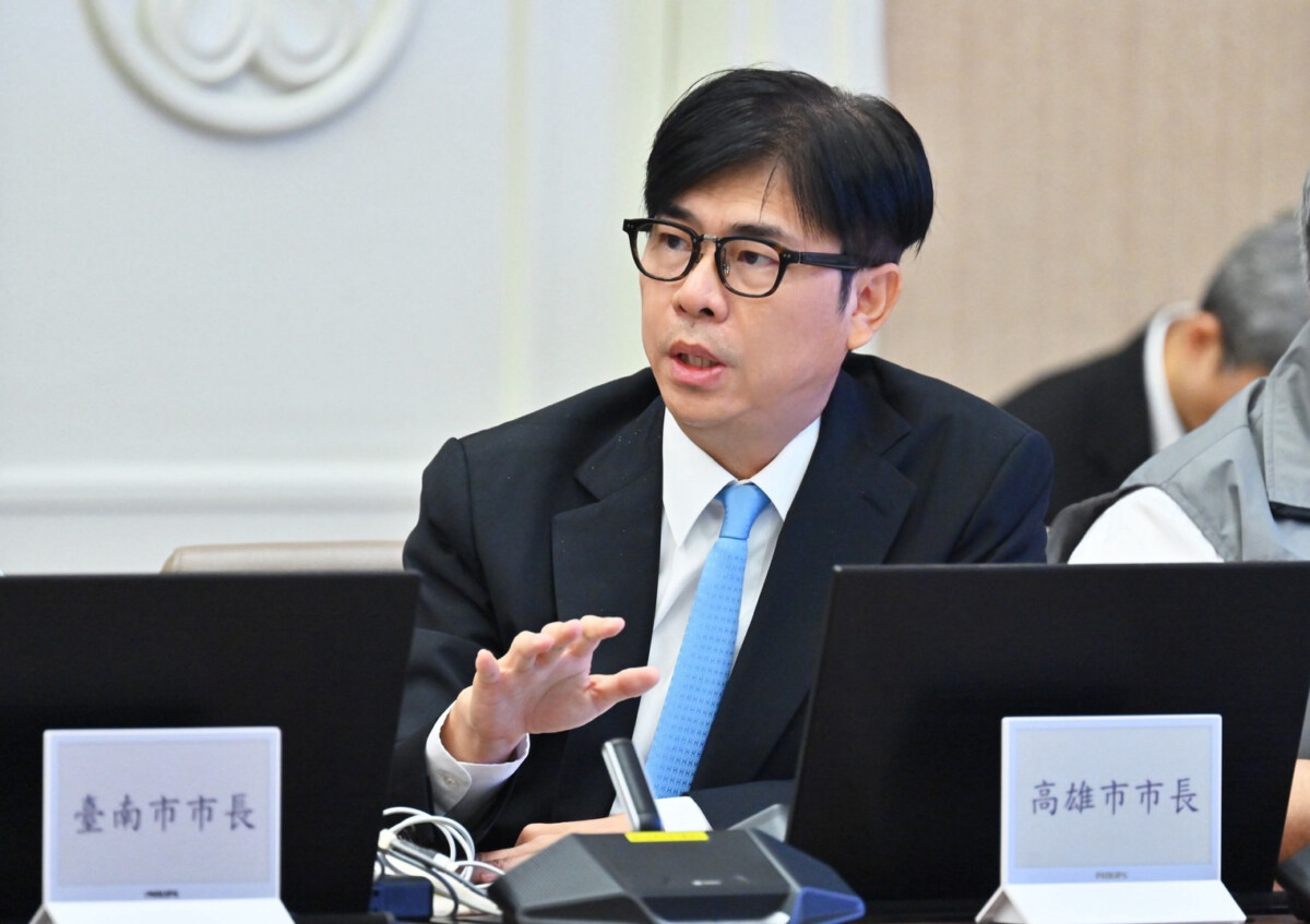 ▲高雄市長陳其邁北上列席行政院院會,感謝行政院及金管會從善如流,解決年輕人在購屋時面臨到的貸款成數問題,減輕年輕族群負擔。(圖╱行政院提供)