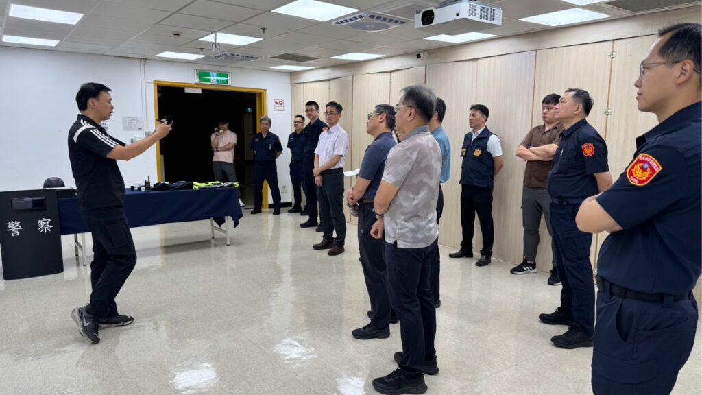 捷警零距離 北捷警與中捷警跨市交流 提升執勤效能 共同維護捷運旅客安全 12 MEITU 20250904 135710293