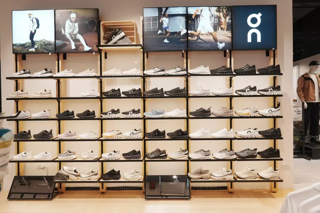 《GO WILD》推薦穿上《On昂跑》、《HOKA》,來場城市漫步古城慢跑!