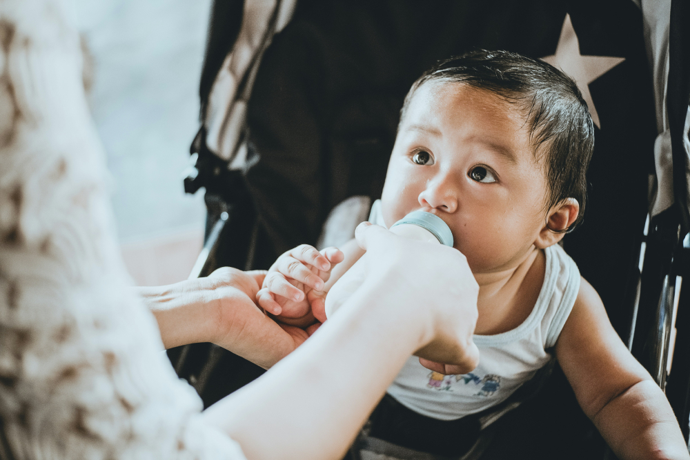 【劉安桓專欄】網傳「嬰幼兒奶粉含糖量過半」!? 食品廣告爭議涉毀謗? 190 unsplash示意圖