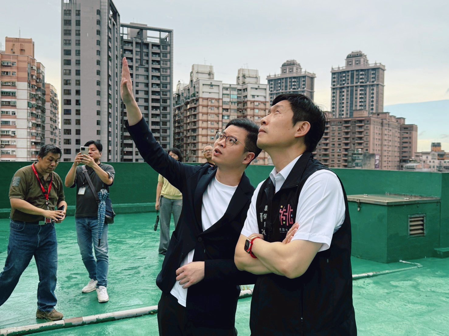 凌濤爭取桃園煉油廠周遭地區設100組空氣盒子 中油全額吸收經費 542025578 1108873864755346 1288537248517689087 n