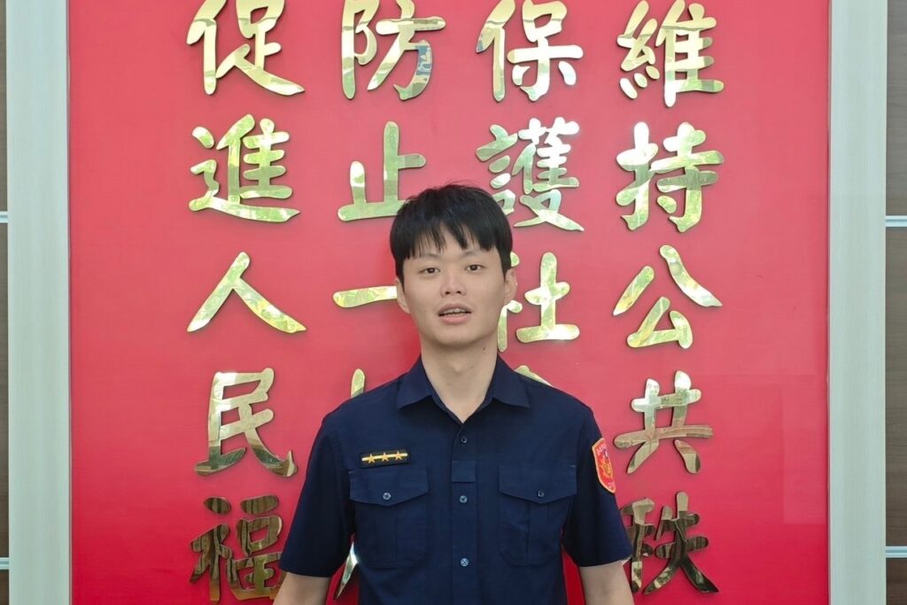 遇網路交友提領現金詐騙  萬華警即時攔阻保住存款