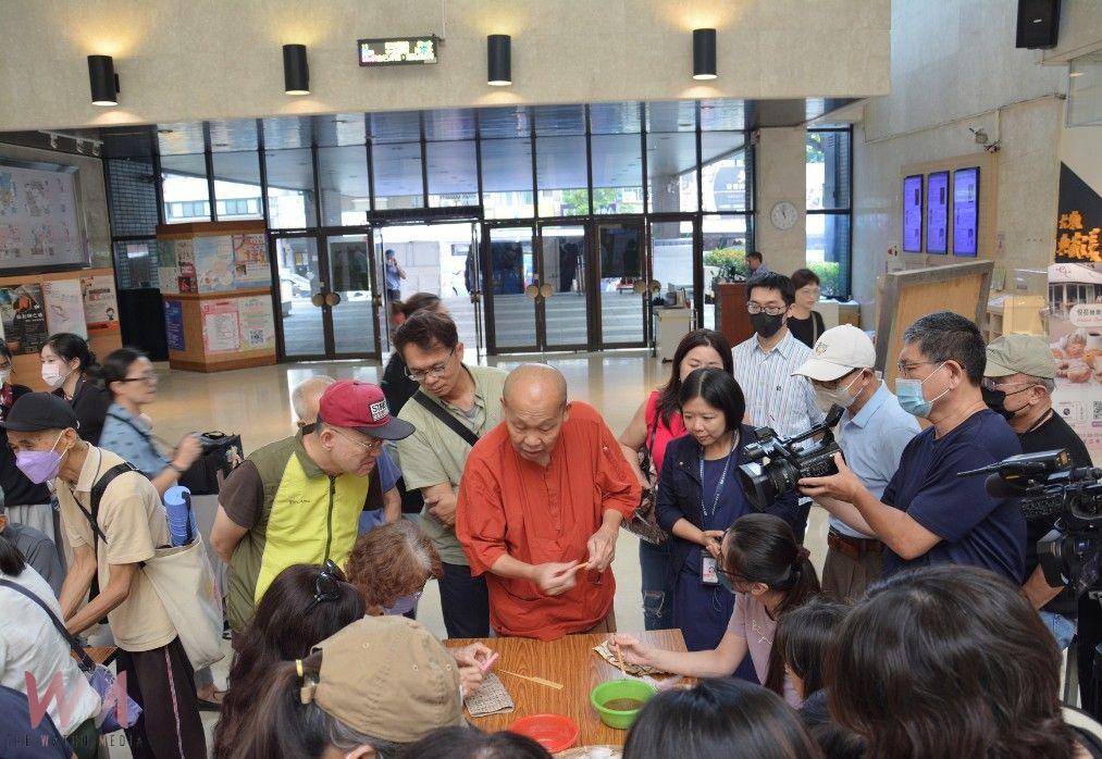 中市藝師傳承 全國唯一毛筆製作《文資保存技術》 陳景聰首本專輯問世 - https://www.watchmedia01.com