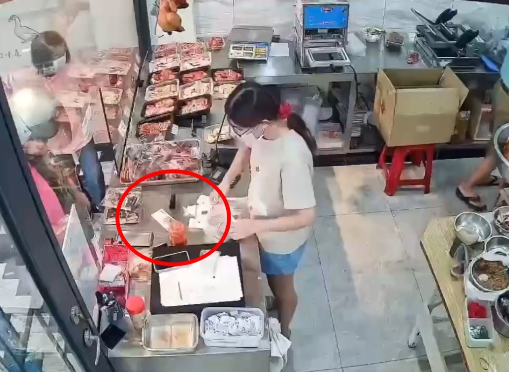 台南便當店婦人堅稱給千元 鏡頭君給力還原真相