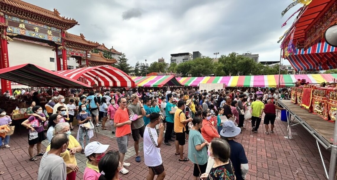 五甲龍成宮千人普渡法會 宗教結合公益傳達身心正能量