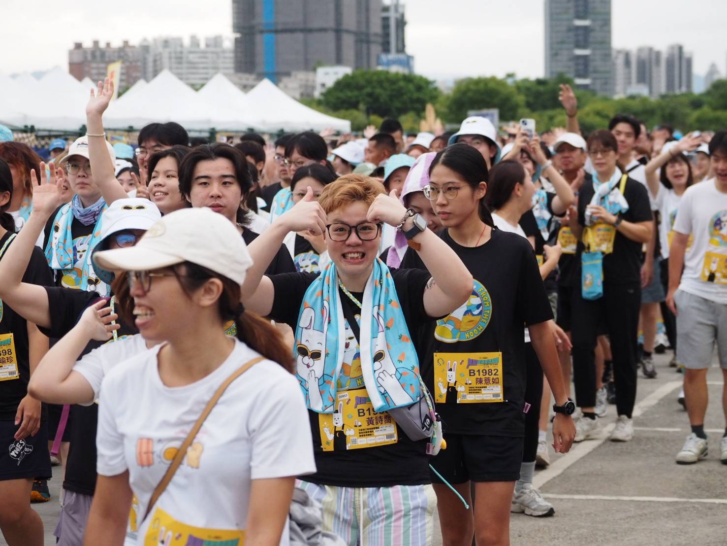 圖 韓流萌勢力兔瓏主題路跑-吸引眾多年輕跑者參加 記者王偉翻攝