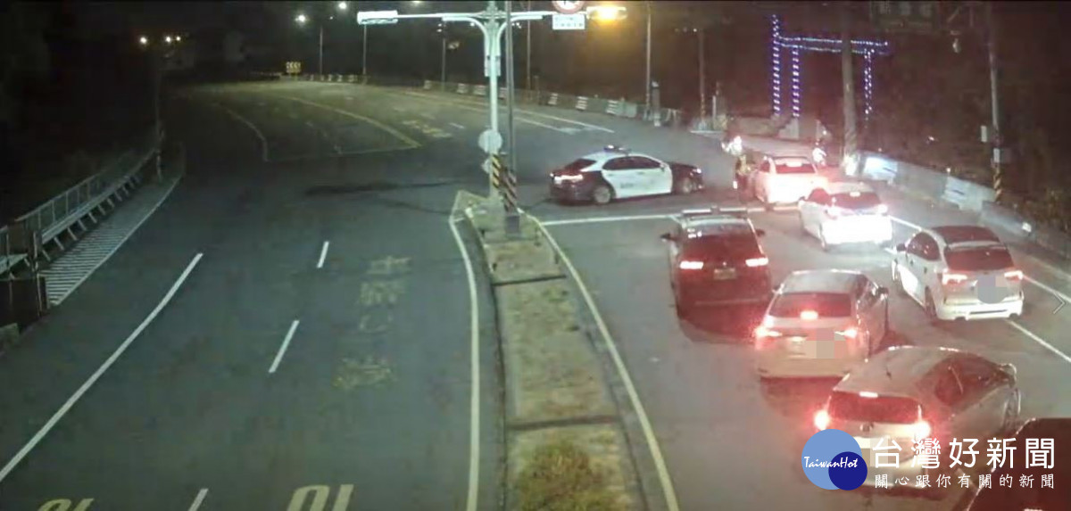 深夜聚集疑似想飆車，楊梅警積極攔查防制危險駕車。