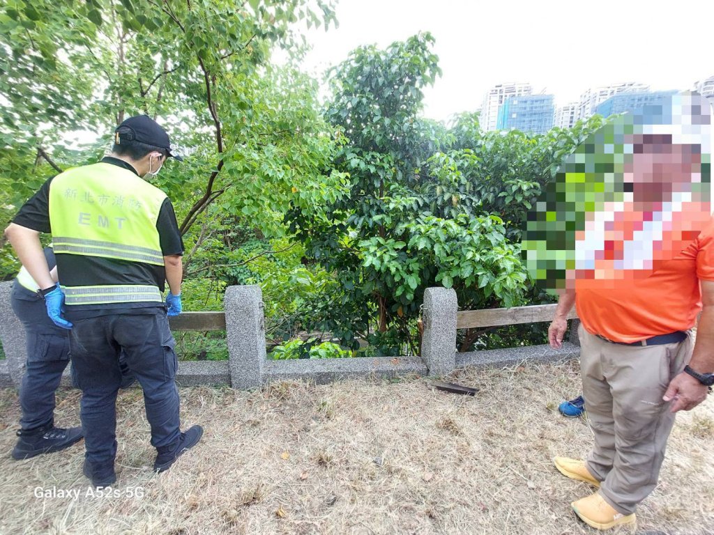參加健行活動 7旬翁倚靠護欄突斷裂…失足墜落不治