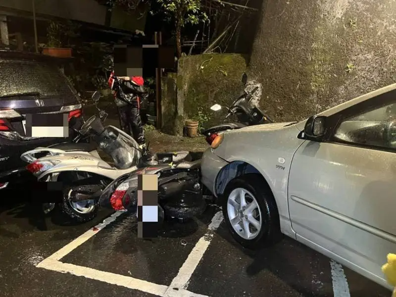 台北市內湖區環山路一帶,昨(7)日晚間18時許傳出連環車禍。