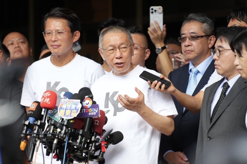 稱民進黨未料「民眾黨怎會這麼乾淨?」 柯文哲轟賴清德讓台灣分裂 214 稱民進黨未料「民眾黨怎會這麼乾淨?」 柯文哲轟賴清德讓台灣分裂 213