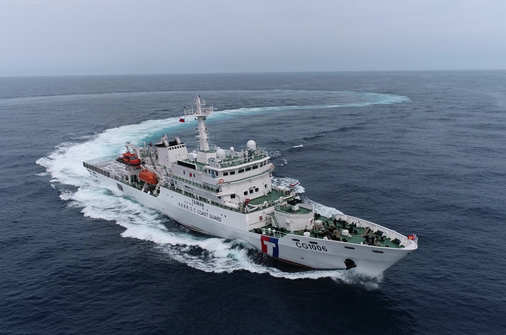 國艦國造再邁進 花蓮艦交船暨澎湖艦命名下水 223 cnews204250908a01