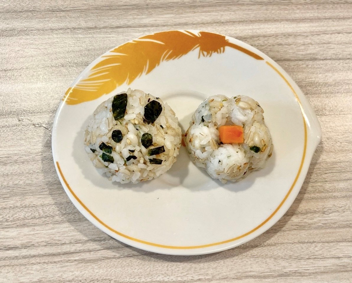 部桃舉辦全榖小學堂 長者DIY飯糰體驗健康飲食 789