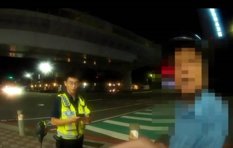 八旬老翁鬼打牆五個小時             南屯警循跡尋獲襄助返家