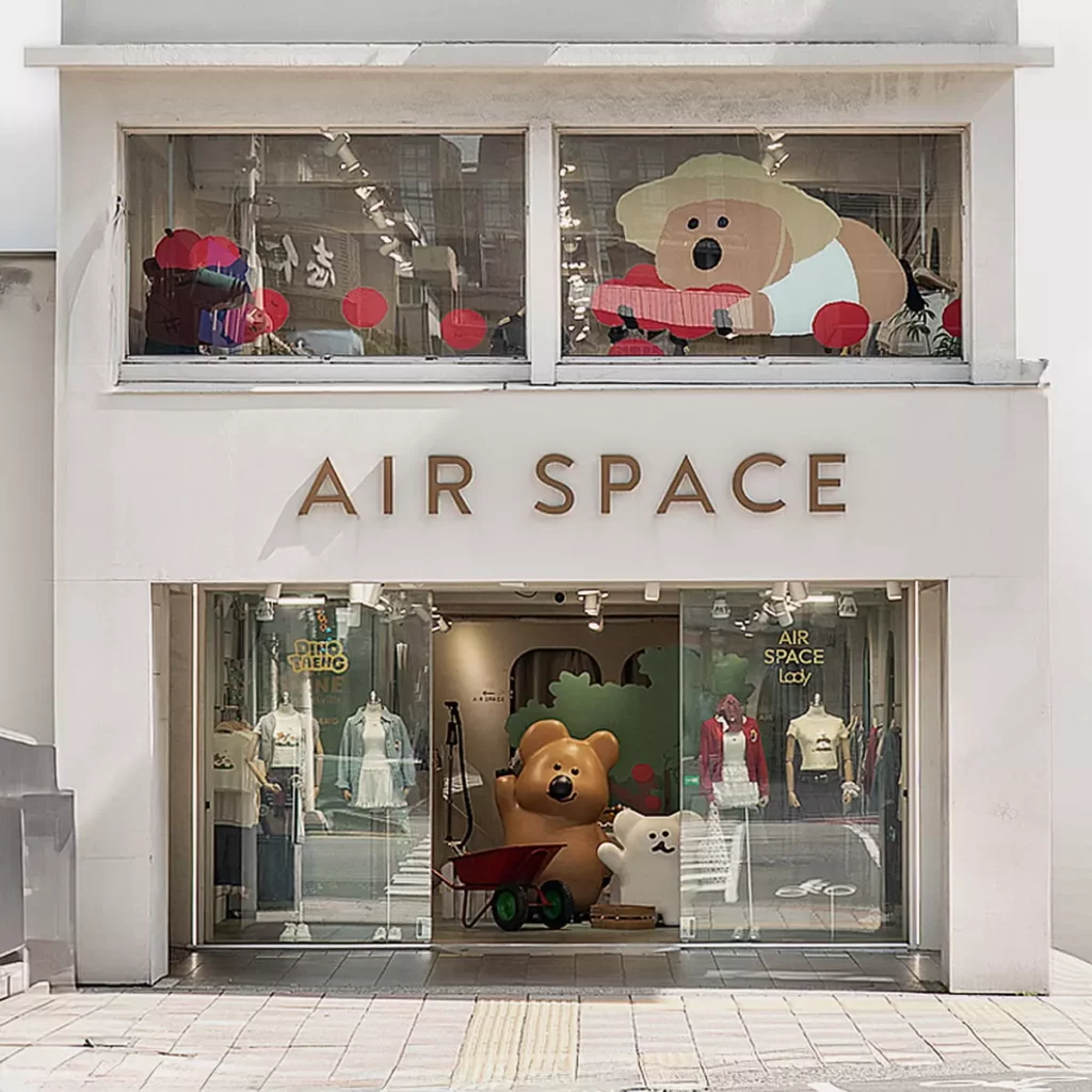 AIR SPACE與超人氣IP「DINOTAENG」打造全台唯一「SUNSHINE in Marshville主題店」》