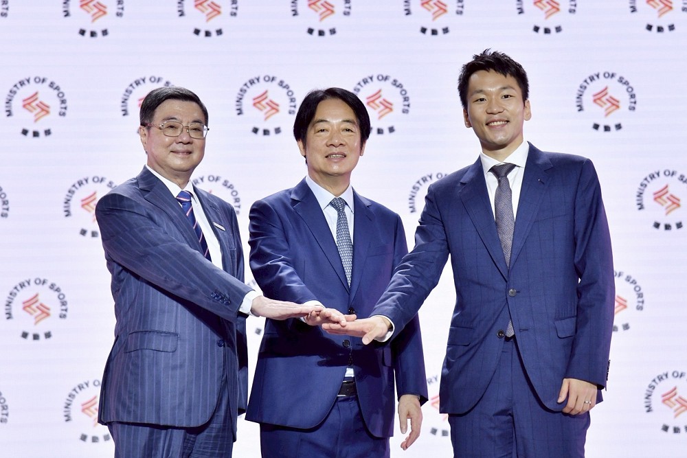 李洋正式接任運動部長推6政策 賴清德勤勉:再難都沒有奧運金牌難 212 李洋正式接任運動部長推6政策 賴清德勤勉:再難都沒有奧運金牌難 211