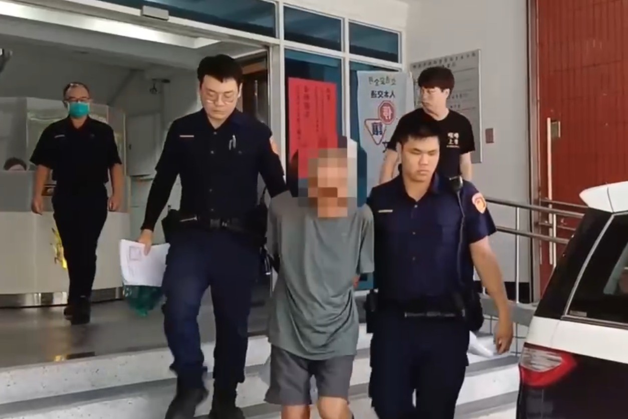 虐狗街友涉再虐貓 偷走貓被逮又涉竊遭羈押 216 cnews204250910a04