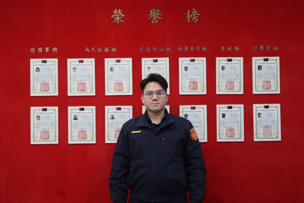 走失嬤常微笑 中二暖警靠藥袋找回家屬 1 1757467964606