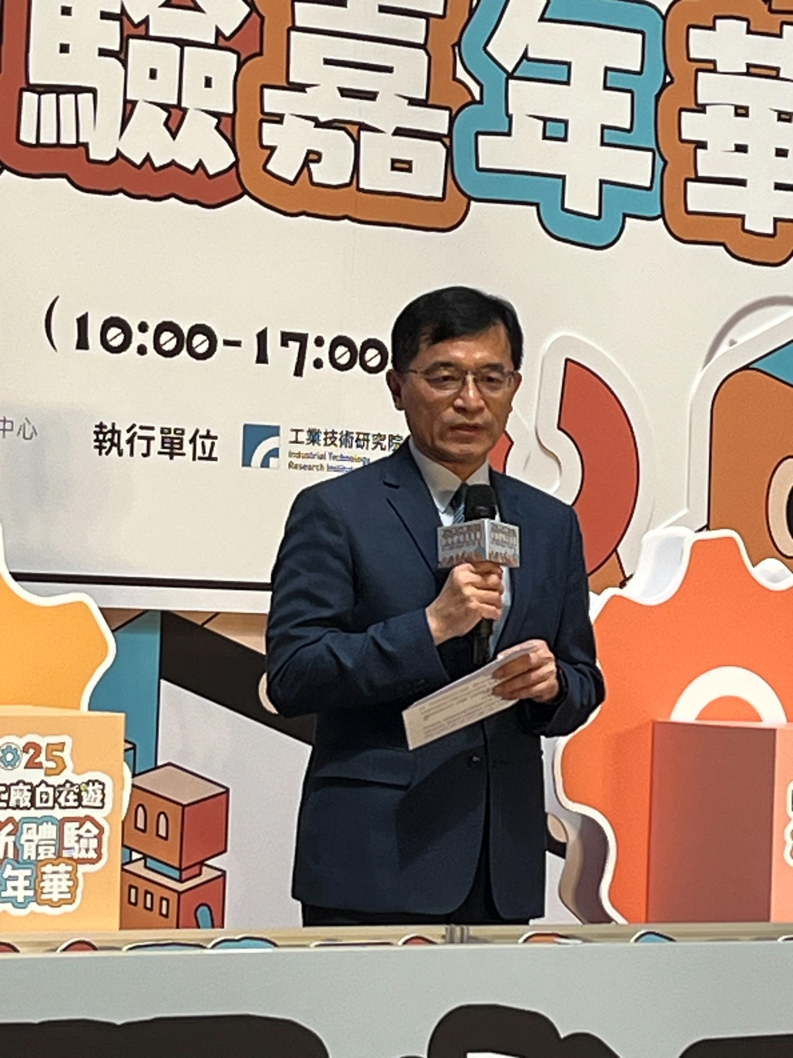 產業在地多元60億商機  觀光工廠年2000萬人次